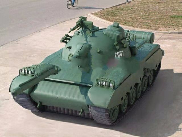 博白军用充气坦克车